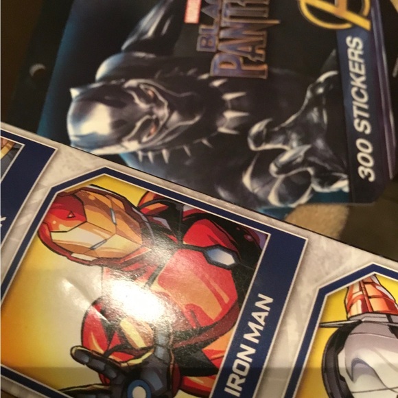 NEW 🤩🖤 BLACK PANTHER BUNDLE / Avengers Action Figure / Blk Panther Stickers 🖤 - Picture 10 of 13